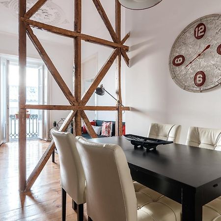 Elegant 3 Bedroom Flat With View In Principe Real Лиссабон Экстерьер фото