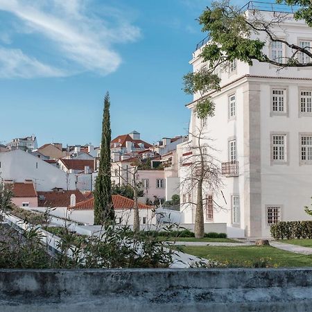Elegant 3 Bedroom Flat With View In Principe Real Лиссабон Экстерьер фото