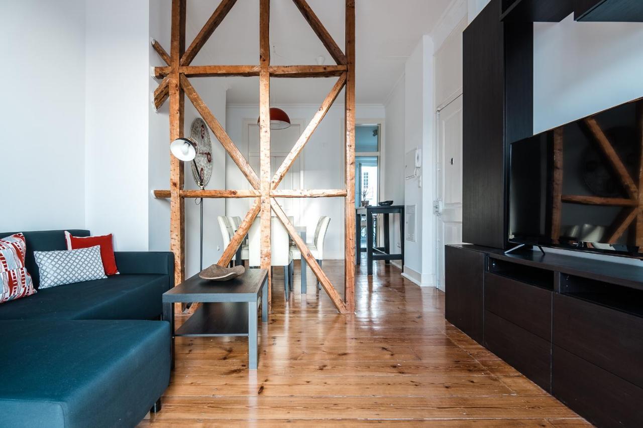 Elegant 3 Bedroom Flat With View In Principe Real Лиссабон Экстерьер фото