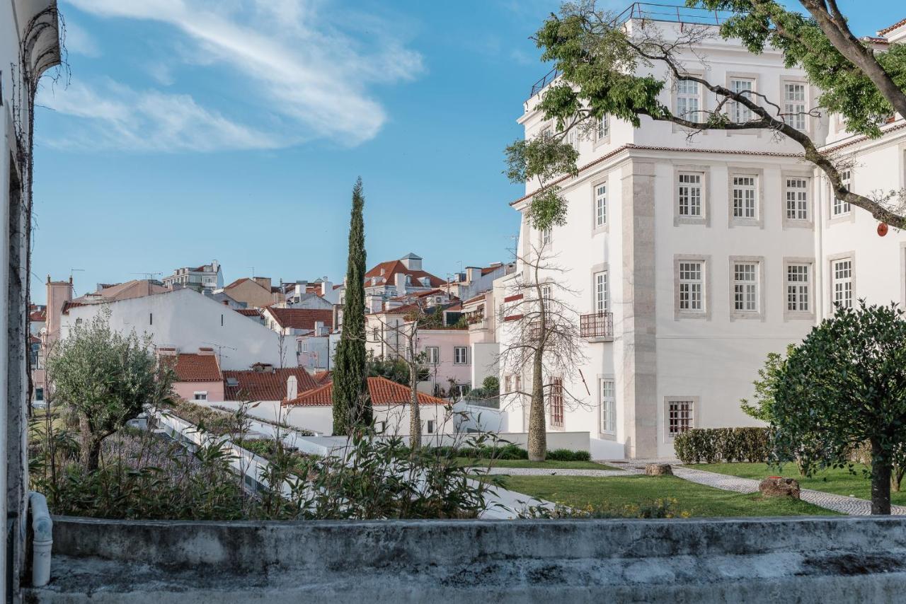 Elegant 3 Bedroom Flat With View In Principe Real Лиссабон Экстерьер фото